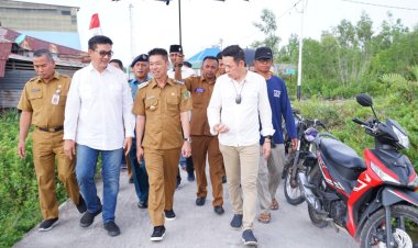 Sumbangan Donatur 1,4 Miliar, Bupati Rohil Lakukan Peletakan Batu Pertama Pembangunan SDN 001 dan SMPN 003 Sinaboi