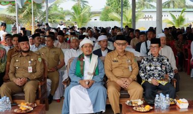 Wabup Rohil Hadiri Wisuda Pertama Santri Ponpes AS Sunnah