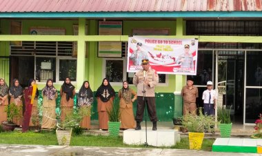 Berikan Pembelajaran Pencegahan Perundungan atau Bullying dan Pendisiplinan, Polsek Tualang Laksanakan Program Police Goes to School ke SMP N 4 Tualang