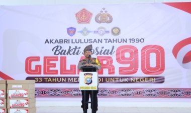 Polres Siak Lakukan Bedah Rumah,Bagikan Bantuan Sosial dan Berikan Layanan Ksehatan Gratis Pada Masyarakat Dalam Gelar 90
