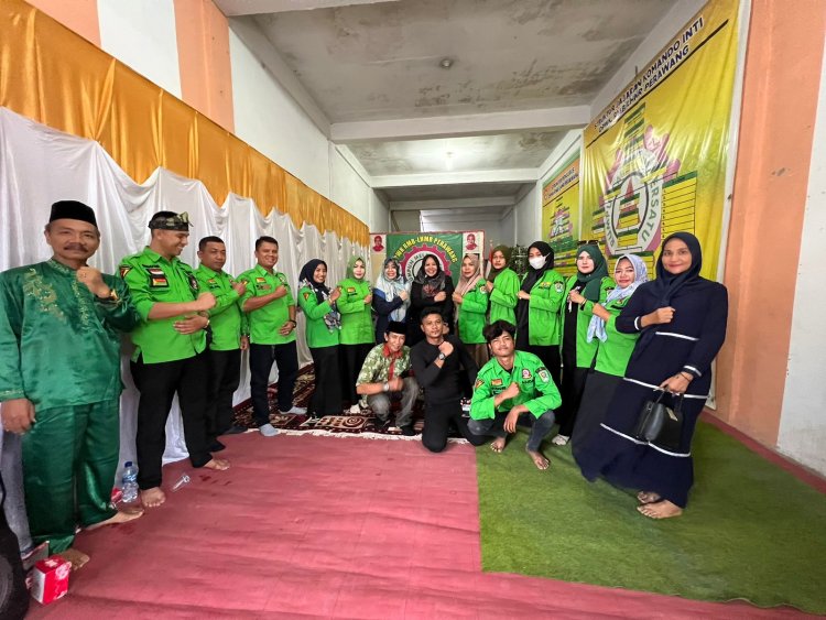 Reses Anggota DPD-RI Dr. Hj INTSIAWATI AYUS .SH.MH, Ke Tualang Siak