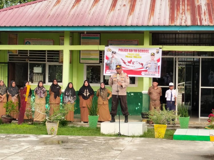 Berikan Pembelajaran Pencegahan Perundungan atau Bullying dan Pendisiplinan, Polsek Tualang Laksanakan Program Police Goes to School ke SMP N 4 Tualang