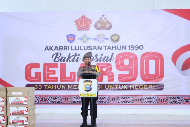 Polres Siak Lakukan Bedah Rumah,Bagikan Bantuan Sosial dan Berikan Layanan Ksehatan Gratis Pada Masyarakat Dalam Gelar 90