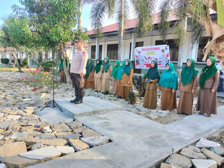 Police Goes To School, Polsek Tualang Berikan Sosialisasi pada Pelajar