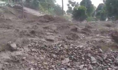 Banjir Bandang Terjang Simalungun, 28 KK Mengungsi dan Jalan Putus Total