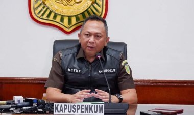Kejaksaan Agung Memeriksa Dua Saksi Terkait Kasus Impor Gula
