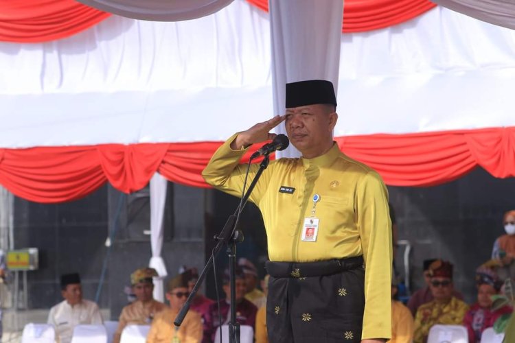 Sekda Indra Pomi Pimpin Upacara Hari Jadi Provinsi Riau ke-67
