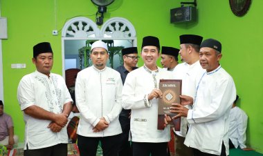 Safari Ramadan 1446 H di Koto Gasib, Pemkab Siak Salurkan Bantuan untuk Warga 