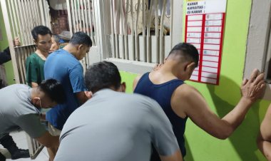 Gandeng APH, Lapas Pekanbaru Galar Razia Kamar Hunian Warga Binaan