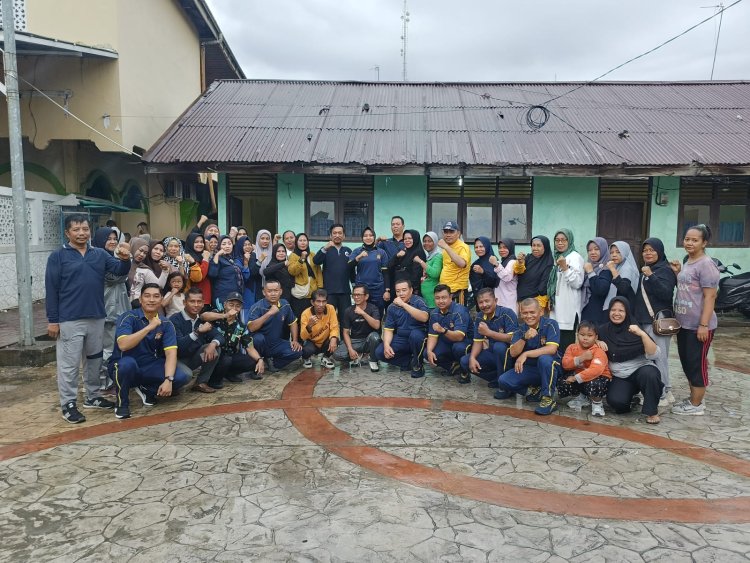 Wujudkan Kampung Bersinar, Polsek Senapelan Gelar Senam Sehat di Kampung Dalam