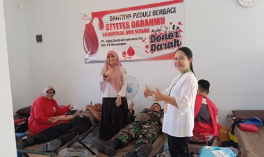 Danramil Dukung Donor Darah Massal di PT Japfa Boyolali