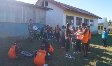 Satgas Pamtas Gelar Wasbang di SMP Gita Surya Eban