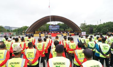 Tingkatkan Keamanan Hingga ke RT-RW, Kapolda Riau Aktifkan Satkamling di Dumai