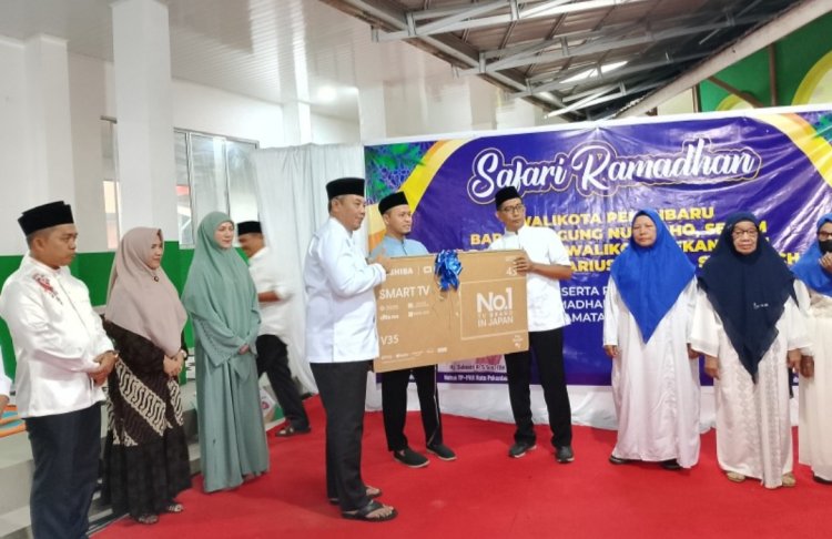 Safari Ramadan Wali Kota Pekanbaru, Warga Bukit Barisan Sambut Antusias
