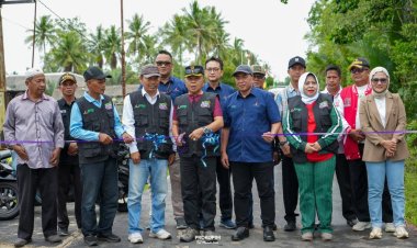 Bupati Meranti Resmikan Jalan Wisata Telaga Air Merah