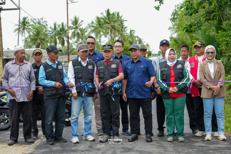 Bupati Meranti Resmikan Jalan Wisata Telaga Air Merah