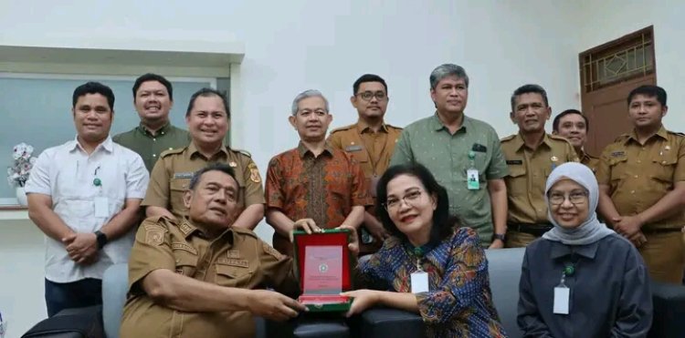 Bupati Dairi Ir. Vickner Sinaga Terima Audiensi Jajaran USU